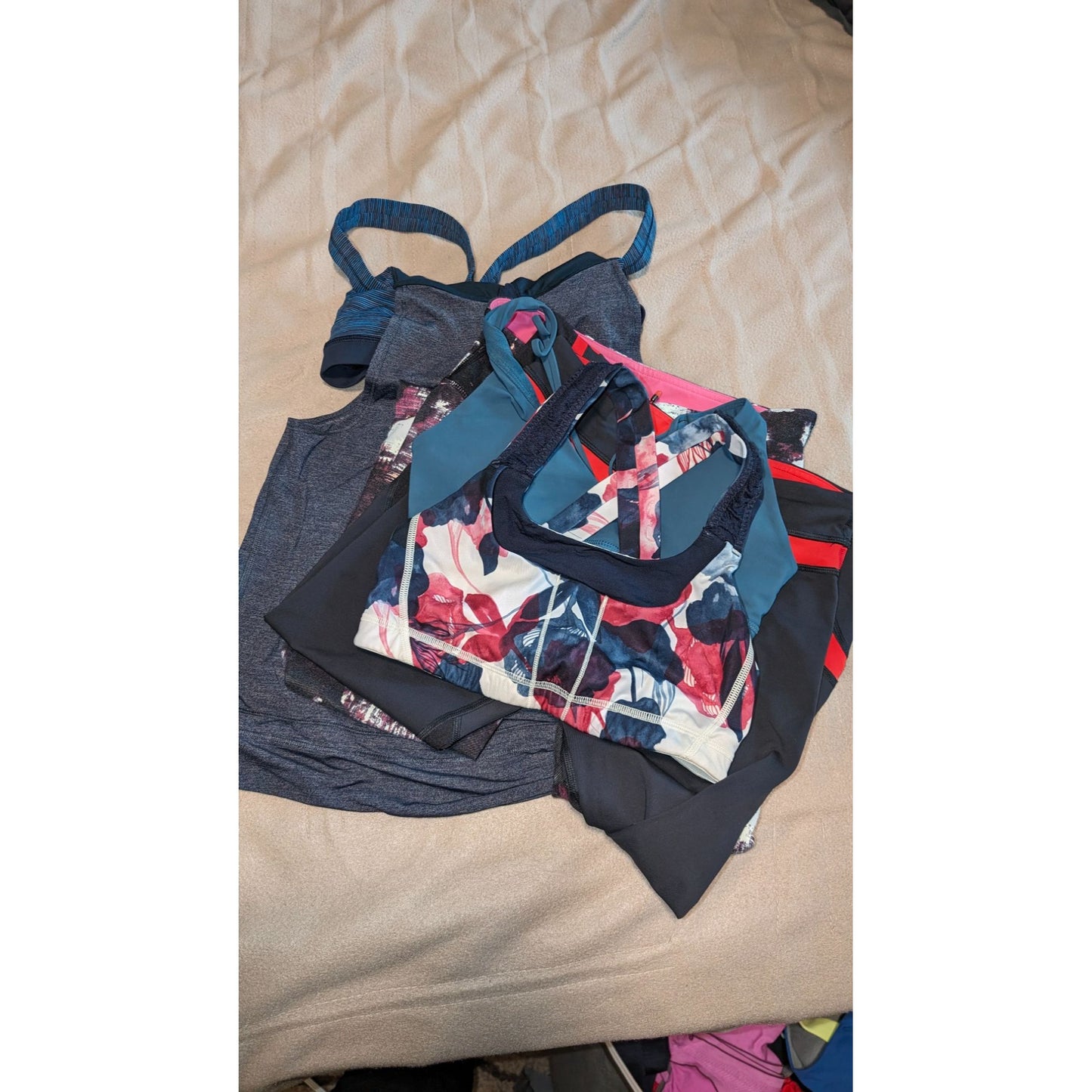 Lululemon LOT sz 5 bras leggings tank top Wunder Under Stash it Inspire Crop